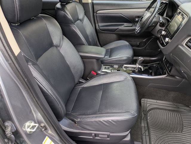 Used 2020 Mitsubishi Outlander ES AWD/4WD image 27