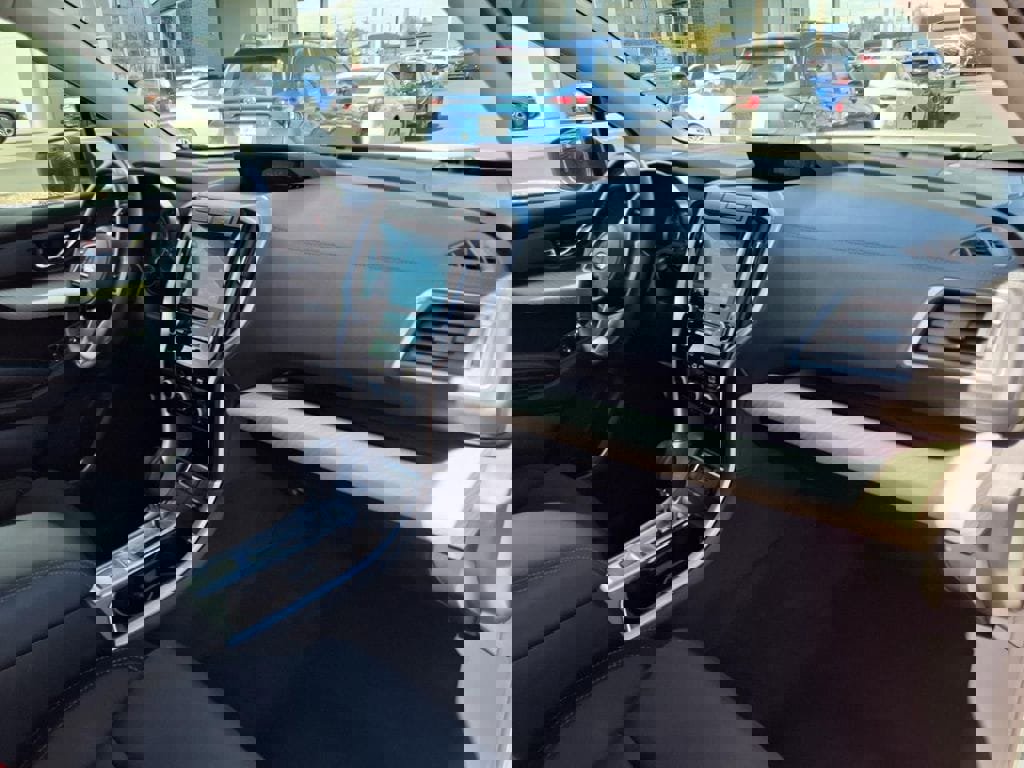 Used 2021 Subaru Ascent Premium w/ Convenience Package image 18