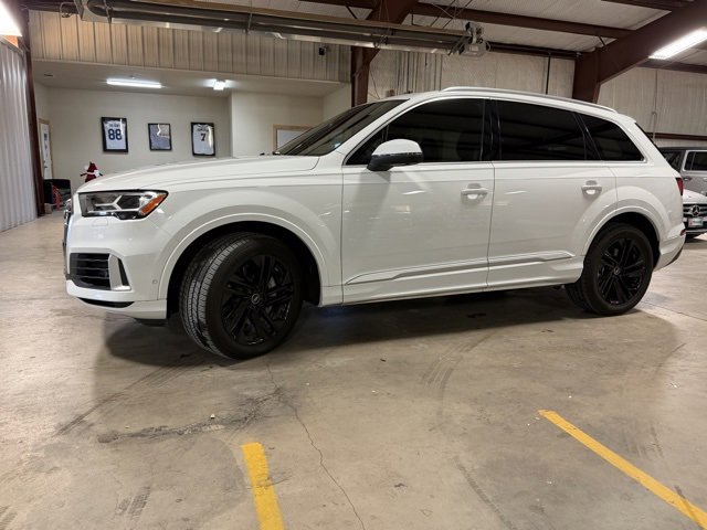 Used 2021 Audi Q7 3.0T Premium Plus w/ Premium Plus Package image 4