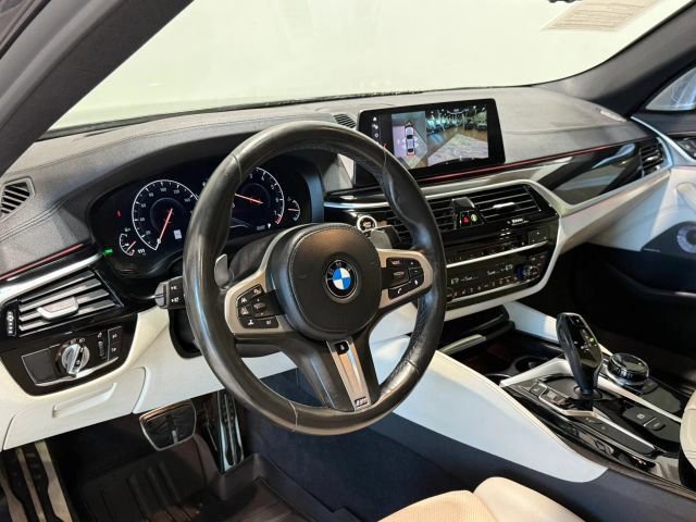 Used 2019 BMW M550i xDrive w/ Dynamic Handling Package image 14