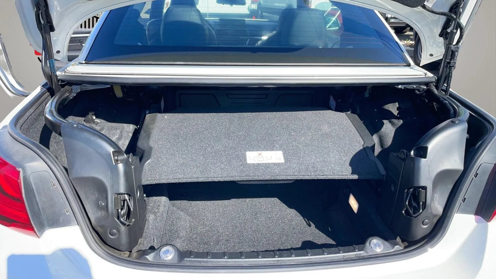 Used 2018 BMW 430i Convertible RWD image 34