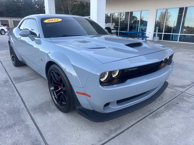 Used 2022 Dodge Challenger R/T Scat Pack RWD image 1