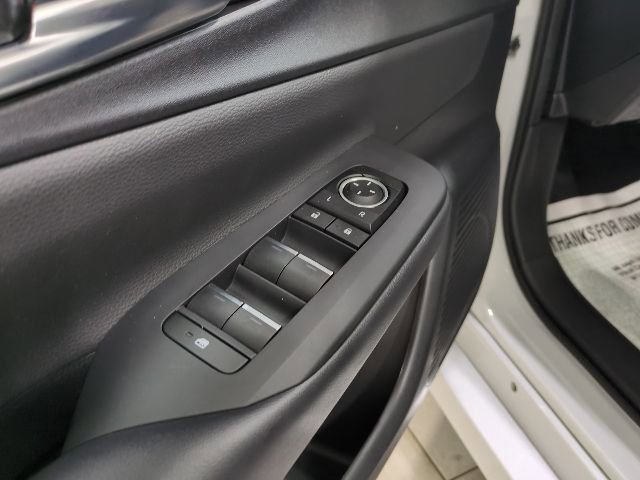 Used 2024 Toyota Prius Prime Premium image 16