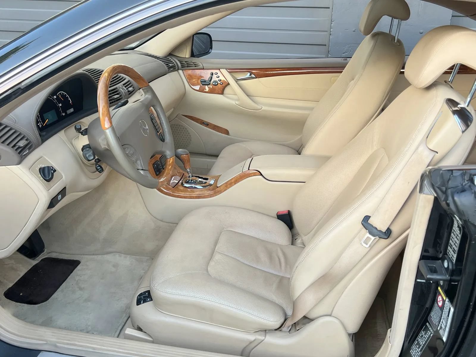 Used 2001 Mercedes-Benz CL 500 image 15