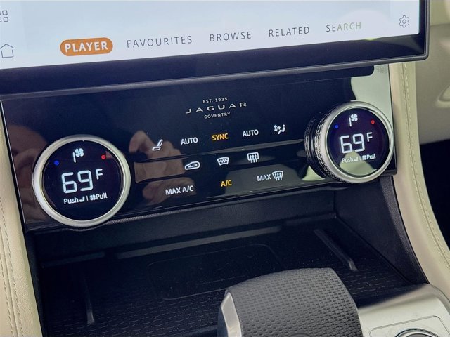 New 2026 Jaguar F-PACE SVR image 18