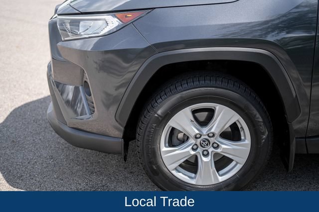 Used 2019 Toyota RAV4 XLE w/ Convenience Package AWD/4WD image 9