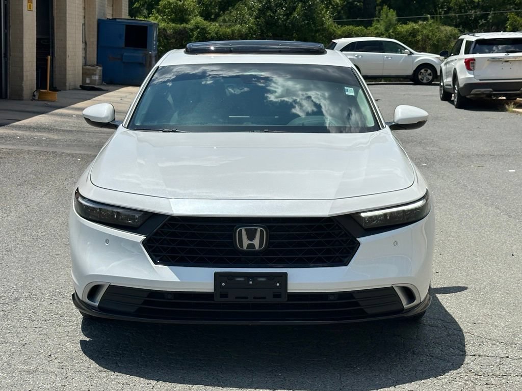 Used 2025 Honda Accord Touring image 11