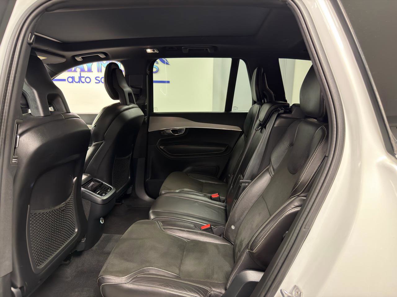 Used 2016 Volvo XC90 T6 R-Design w/ Protection Package AWD/4WD image 31
