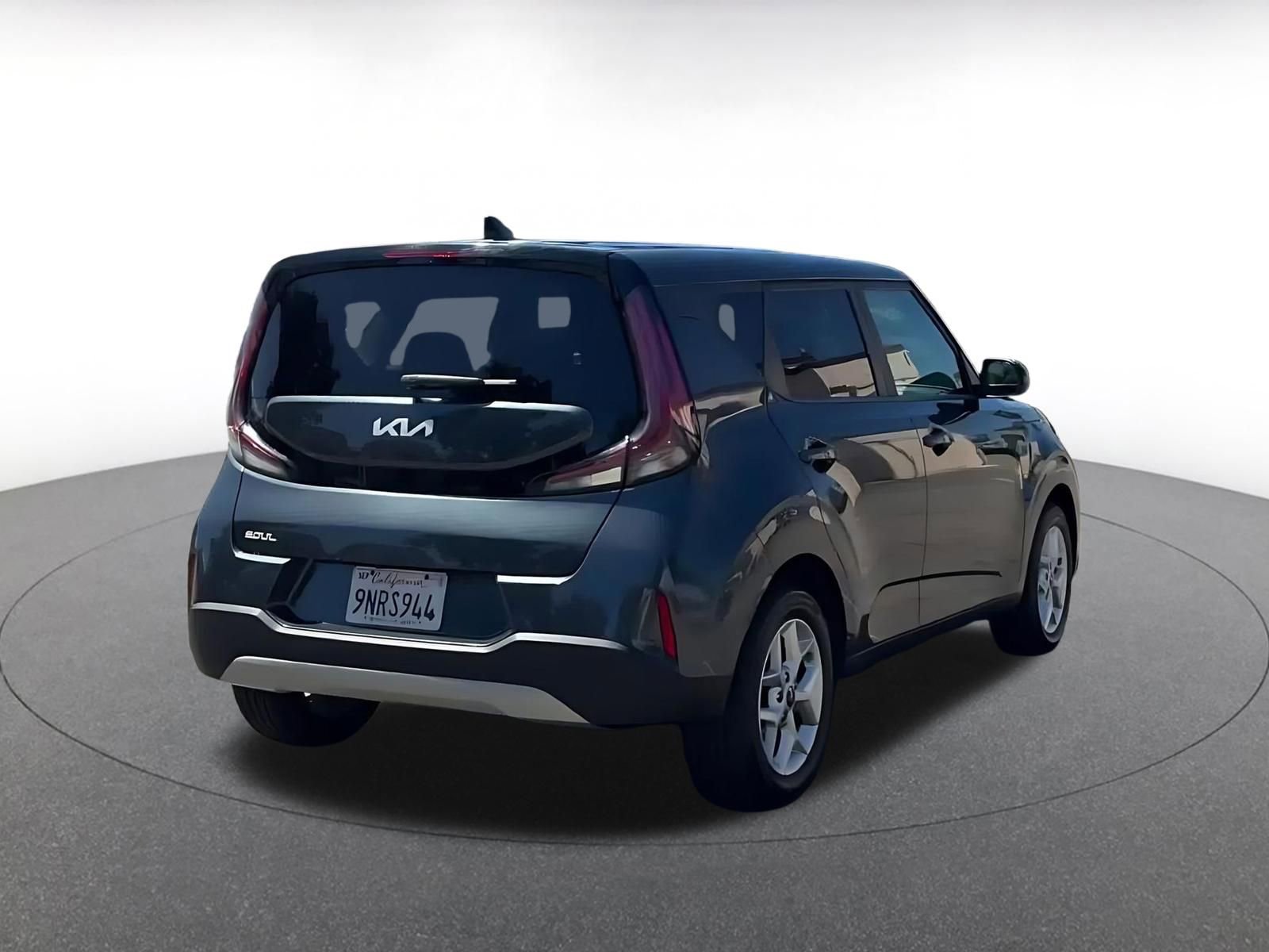 Used 2025 Kia Soul LX w/ LX Technology Package image 15