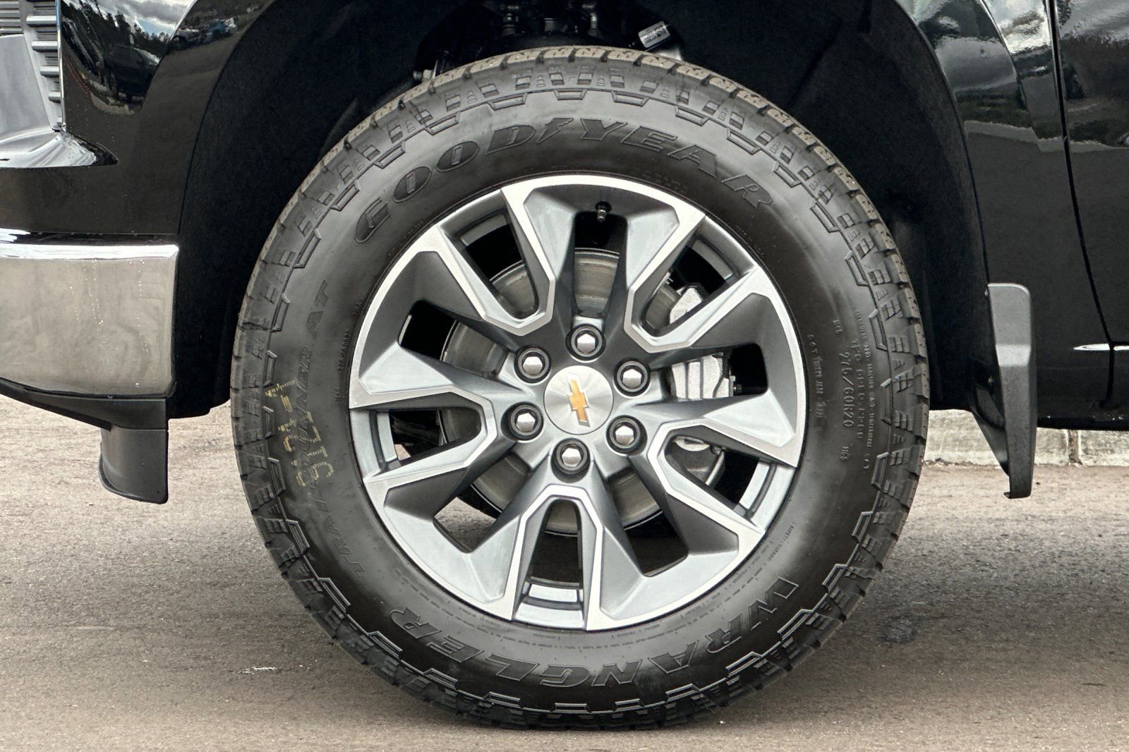 New 2026 Chevrolet Silverado 1500 LT w/ Safety Package image 24