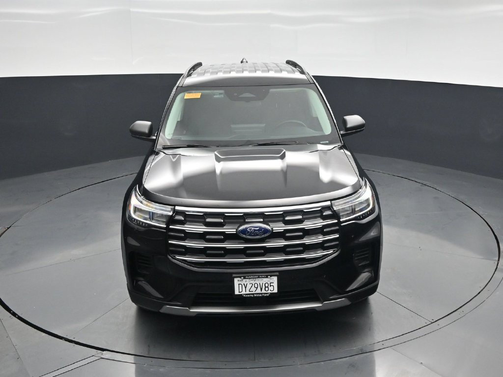 Used 2025 Ford Explorer Active AWD/4WD image 40