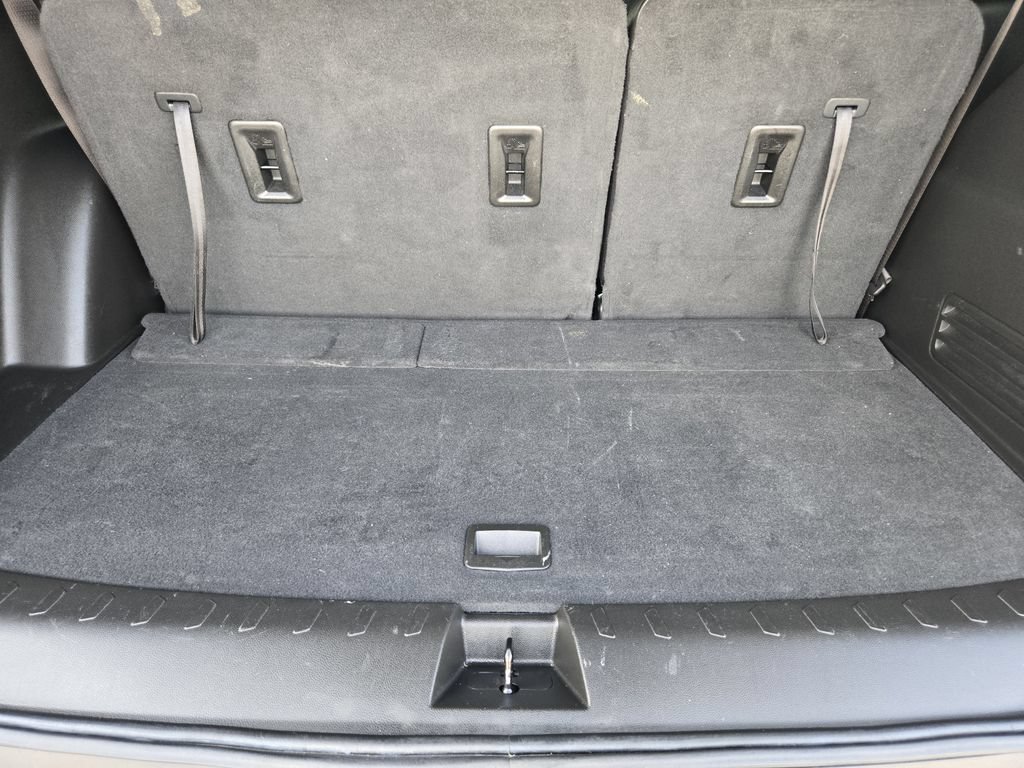 Used 2023 Chevrolet Traverse RS w/ LPO, Floor Liner Package AWD/4WD image 37