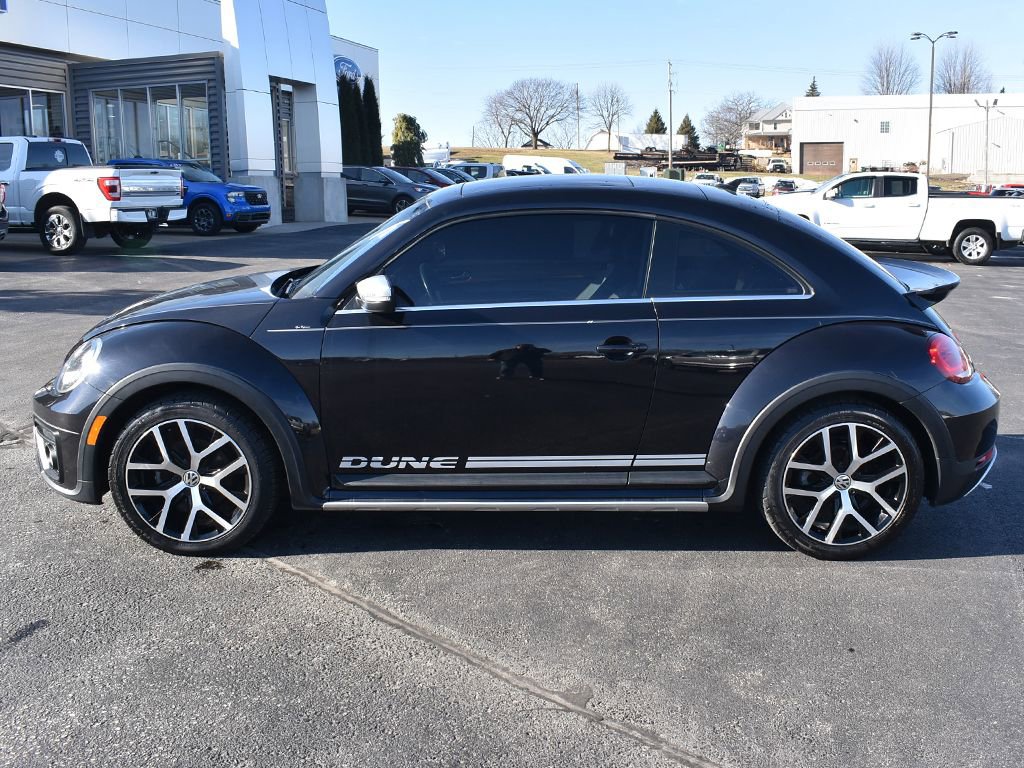 Used 2016 Volkswagen Beetle 1.8T Dune FWD image 2