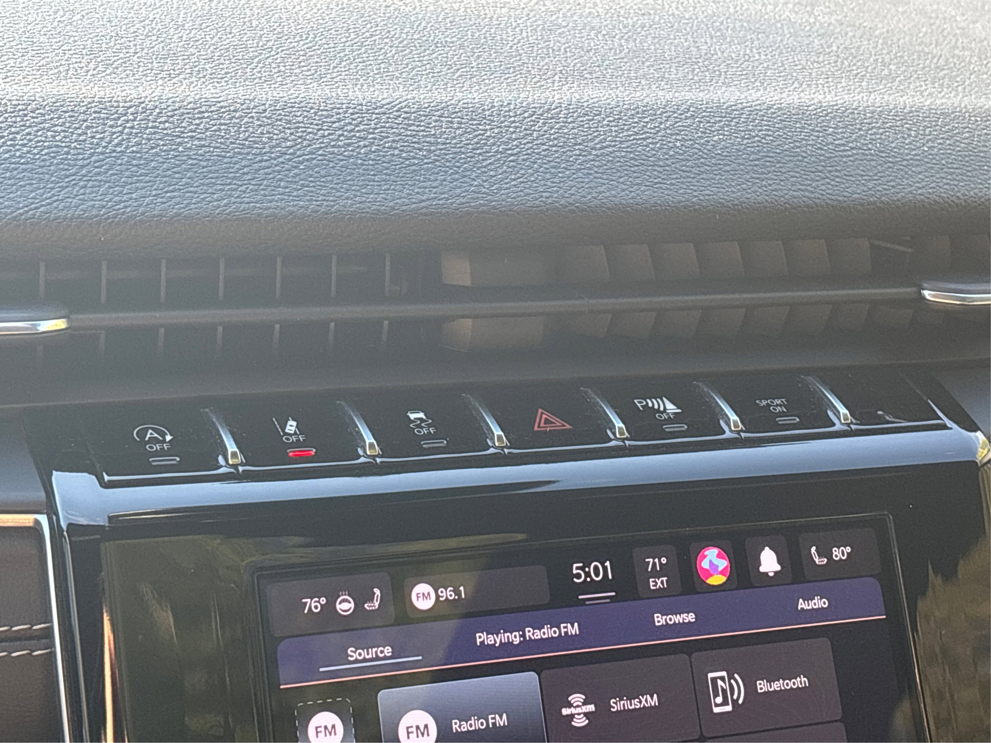 Used 2023 Jeep Grand Cherokee Altitude image 58