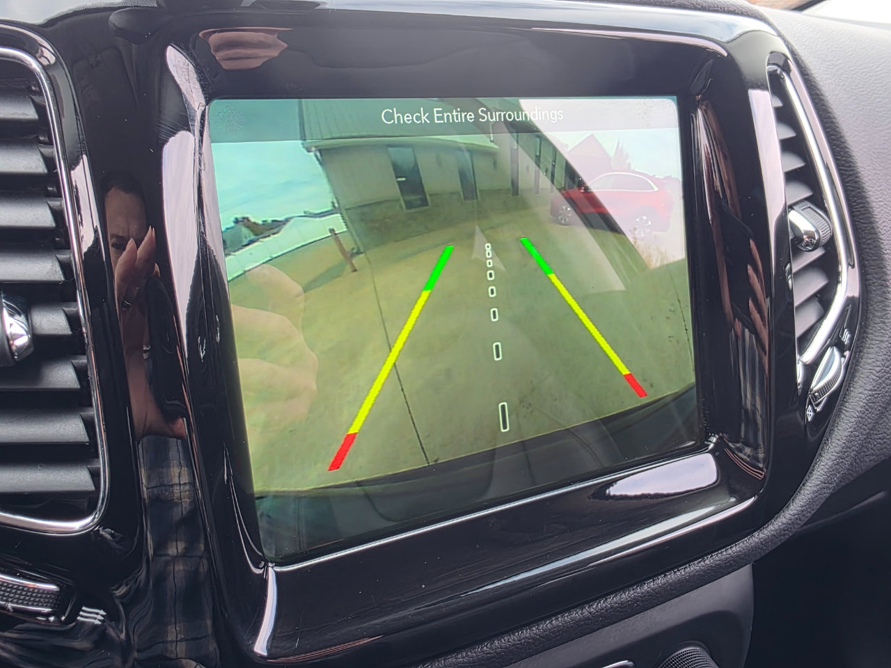 Used 2018 Jeep Compass Limited w/ Navigation Group image 4