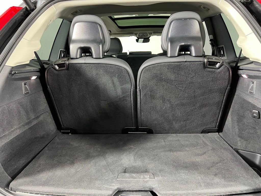 Used 2025 Volvo XC90 B6 Plus image 29