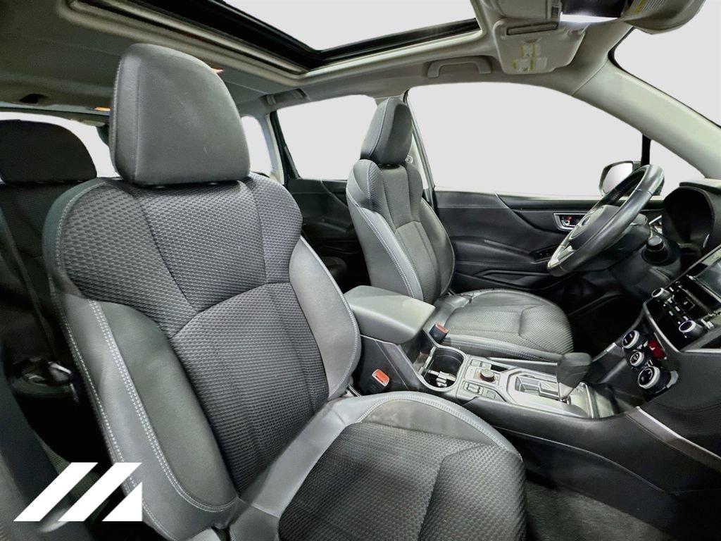 Used 2021 Subaru Forester Premium AWD/4WD image 30