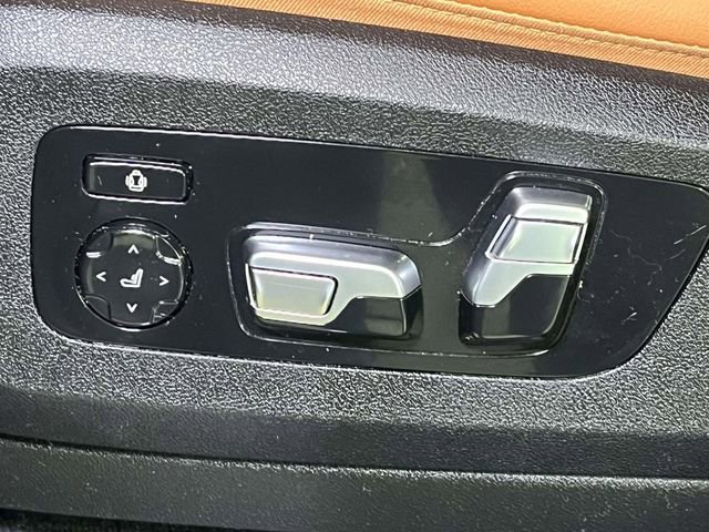 Used 2019 BMW X5 xDrive40i w/ Executive Package AWD/4WD image 18