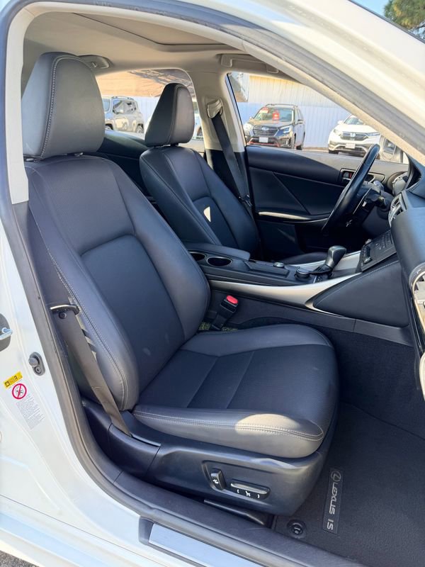 Used 2015 Lexus IS 250 image 15