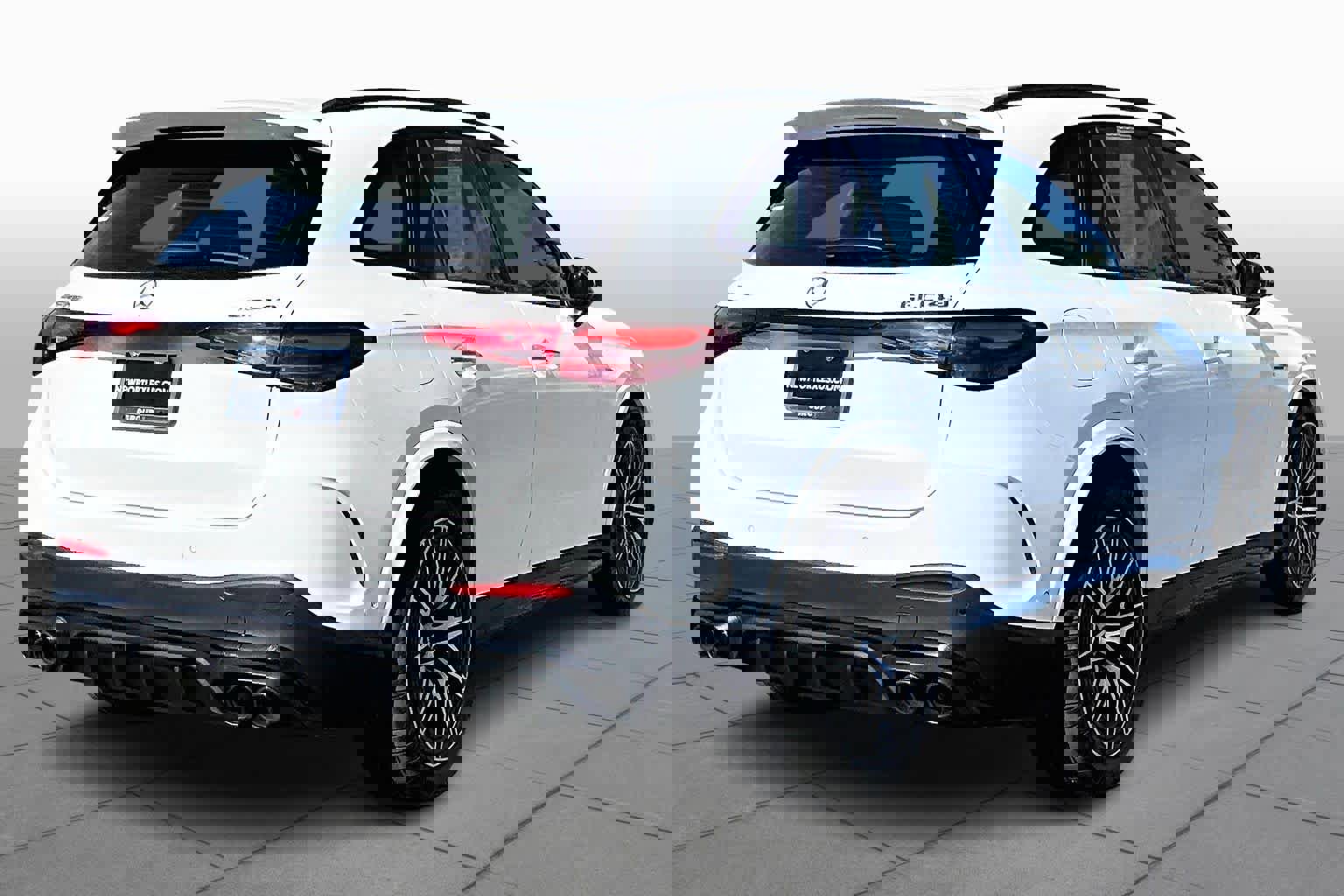 Used 2025 Mercedes-Benz GLC 43 AMG 4MATIC image 12