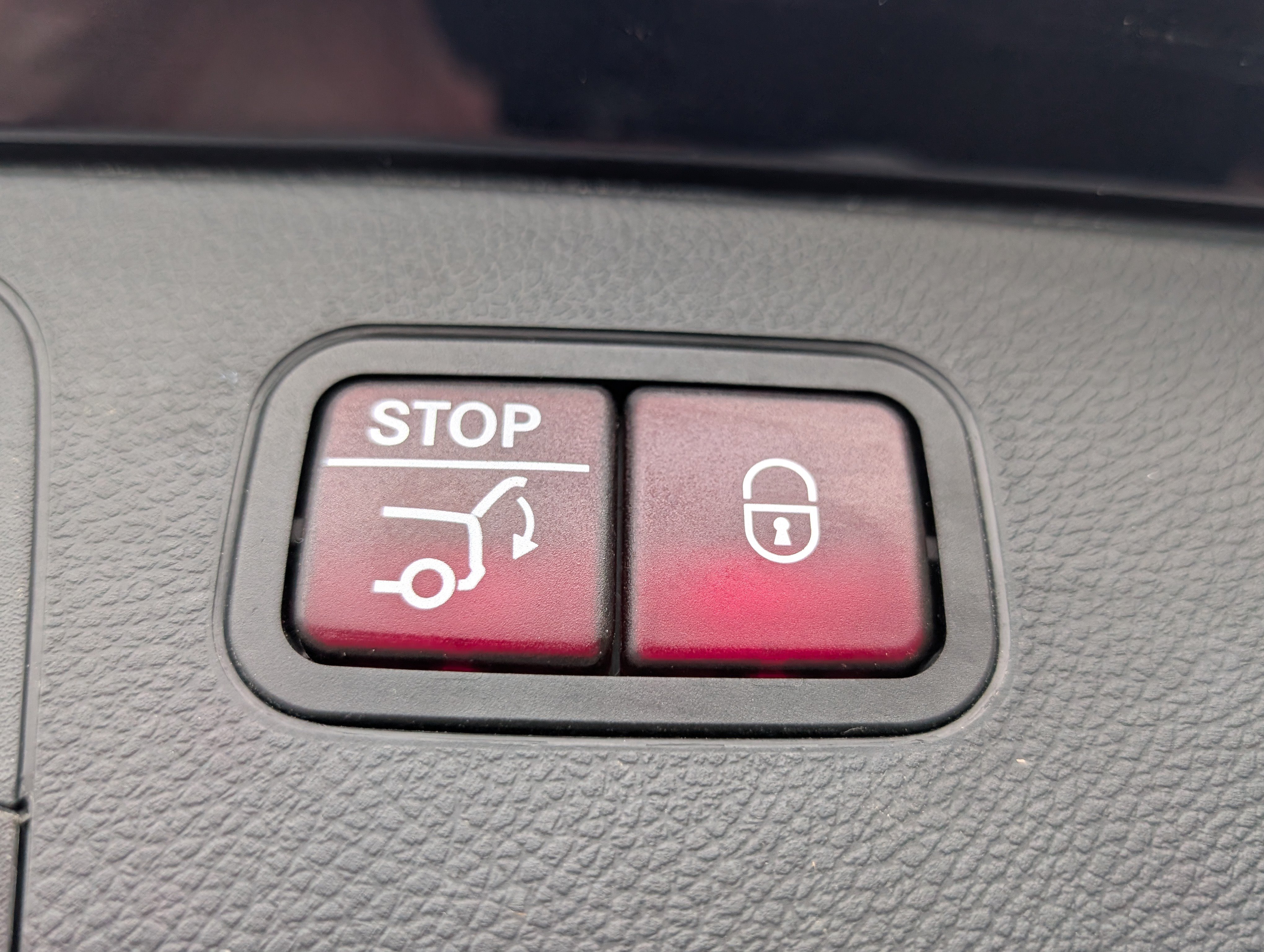 Used 2021 Mercedes-Benz GLC 300 4MATIC image 14