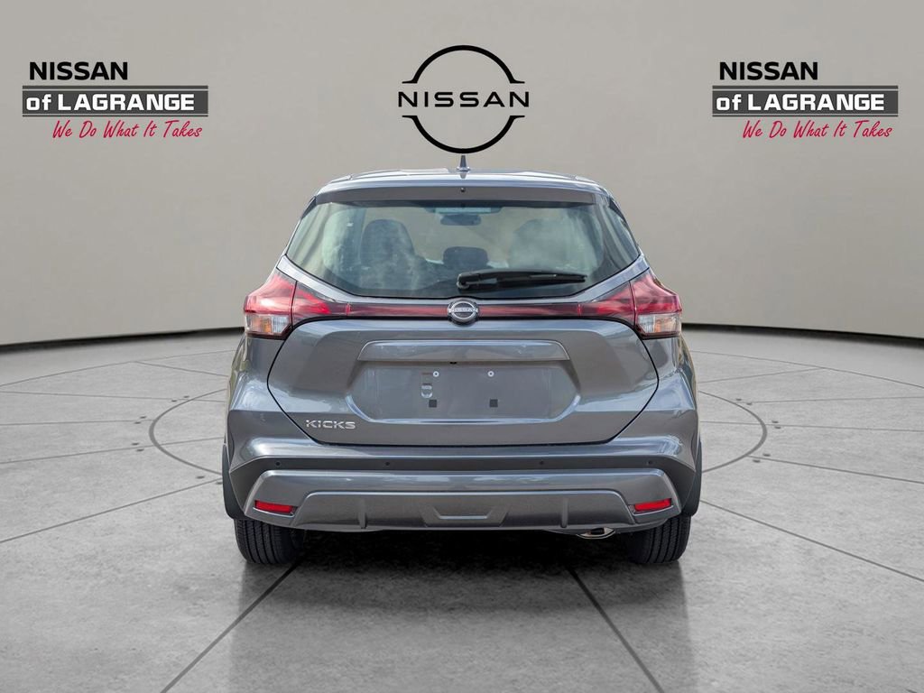 New 2025 Nissan Kicks Play S image 6