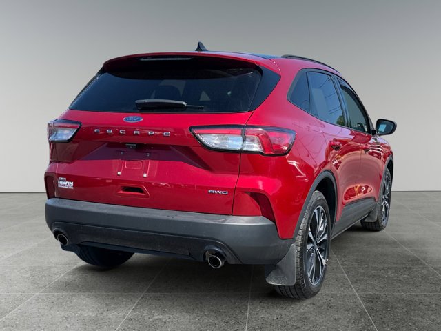 Certified 2022 Ford Escape SE w/ SE Sport Appearance Package AWD/4WD image 6
