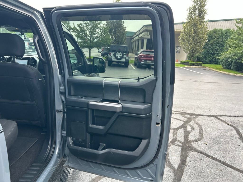 Used 2020 Ford F150 XLT w/ Equipment Group 302A Luxury AWD/4WD image 34