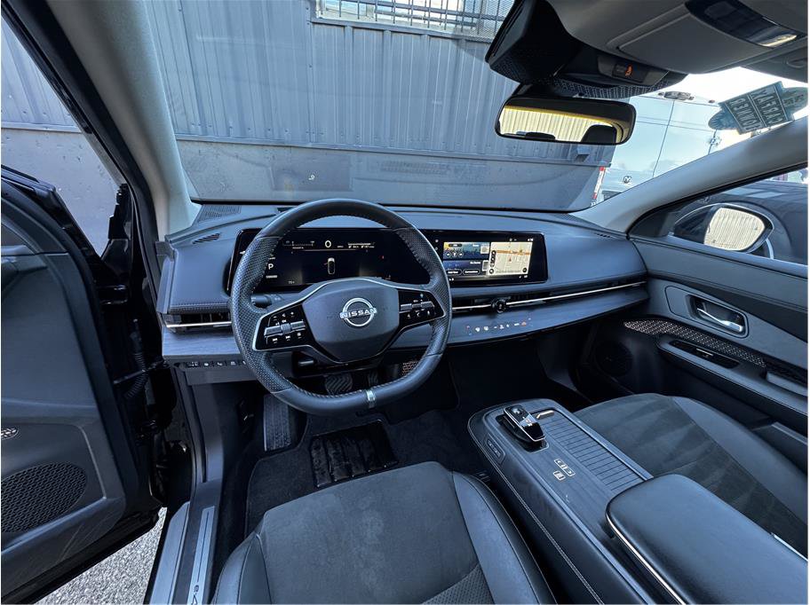 Used 2024 Nissan Ariya AWD image 14