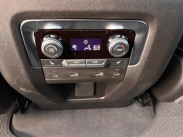 New 2026 GMC Yukon Denali w/ Denali Reserve Package image 19