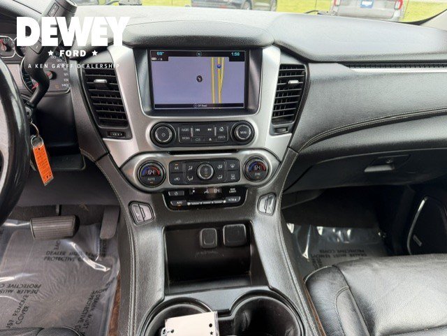 Used 2020 Chevrolet Suburban LT AWD/4WD image 16