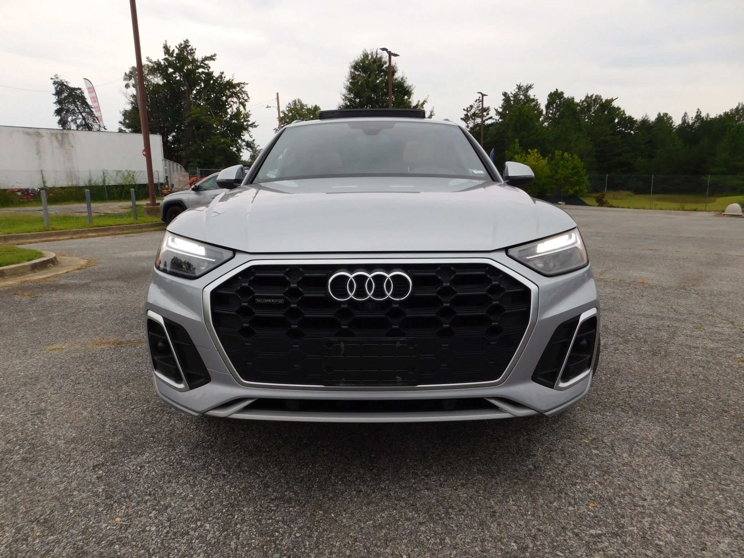Used 2022 Audi Q5 2.0T Premium Plus AWD/4WD image 3