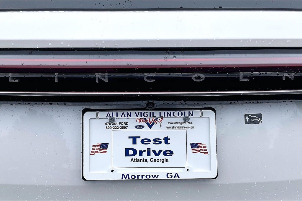 Used 2026 Lincoln Nautilus Premier w/ Equipment Group 102A AWD/4WD image 25