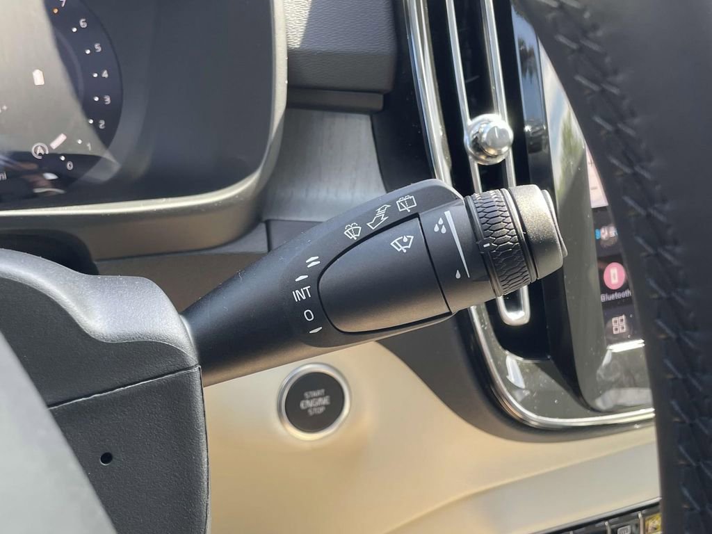 New 2026 Volvo XC40 B5 Plus w/ Protection Package Premier image 14