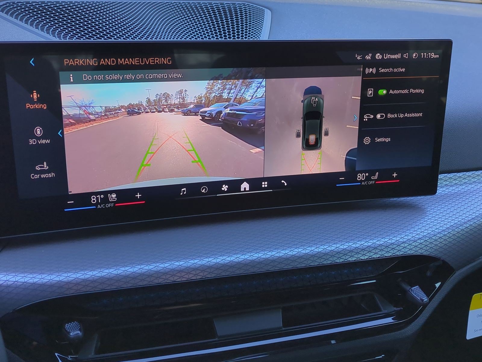 Used 2026 BMW i4 eDrive40 w/ Premium Package RWD image 24