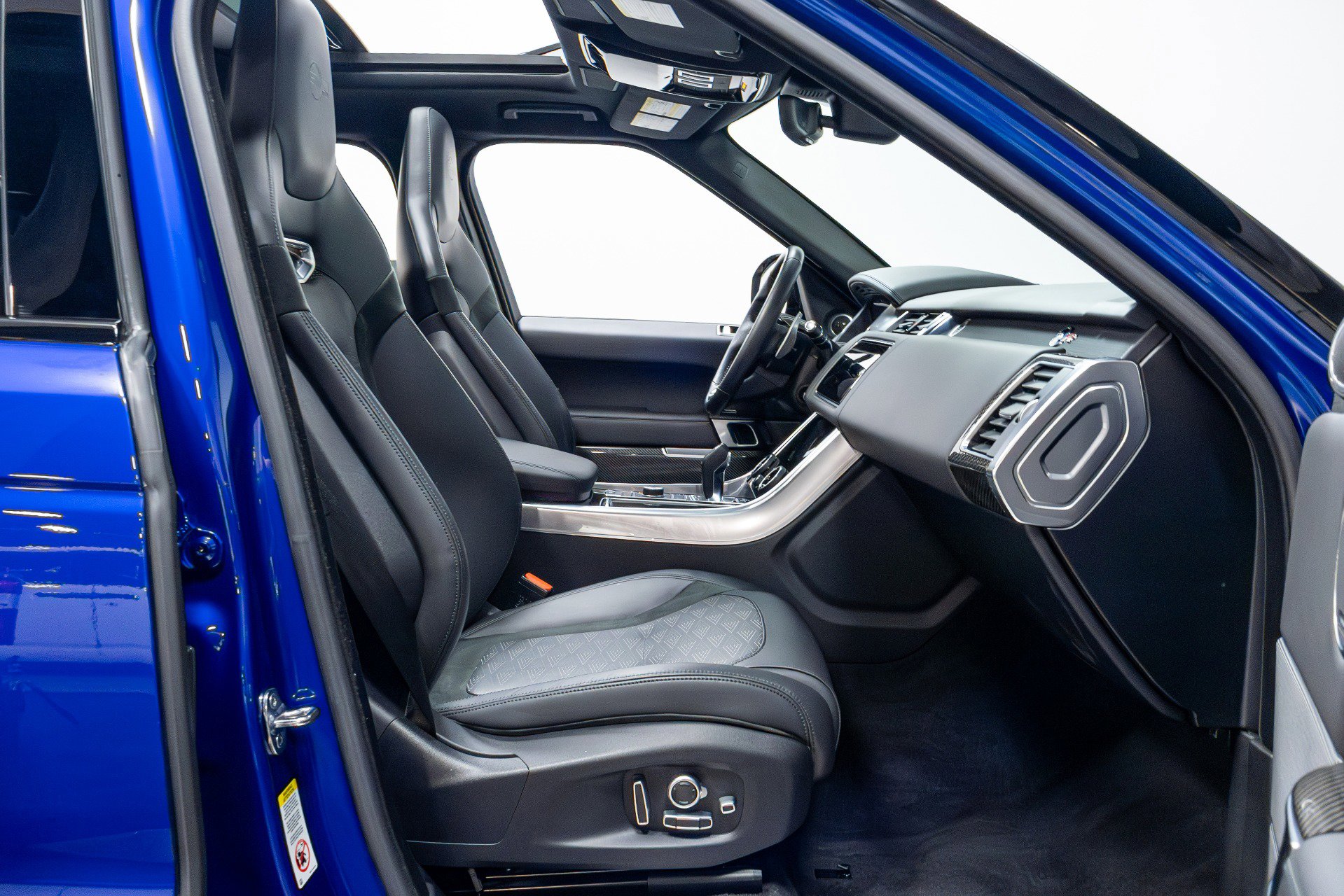 Used 2022 Land Rover Range Rover Sport SVR image 29