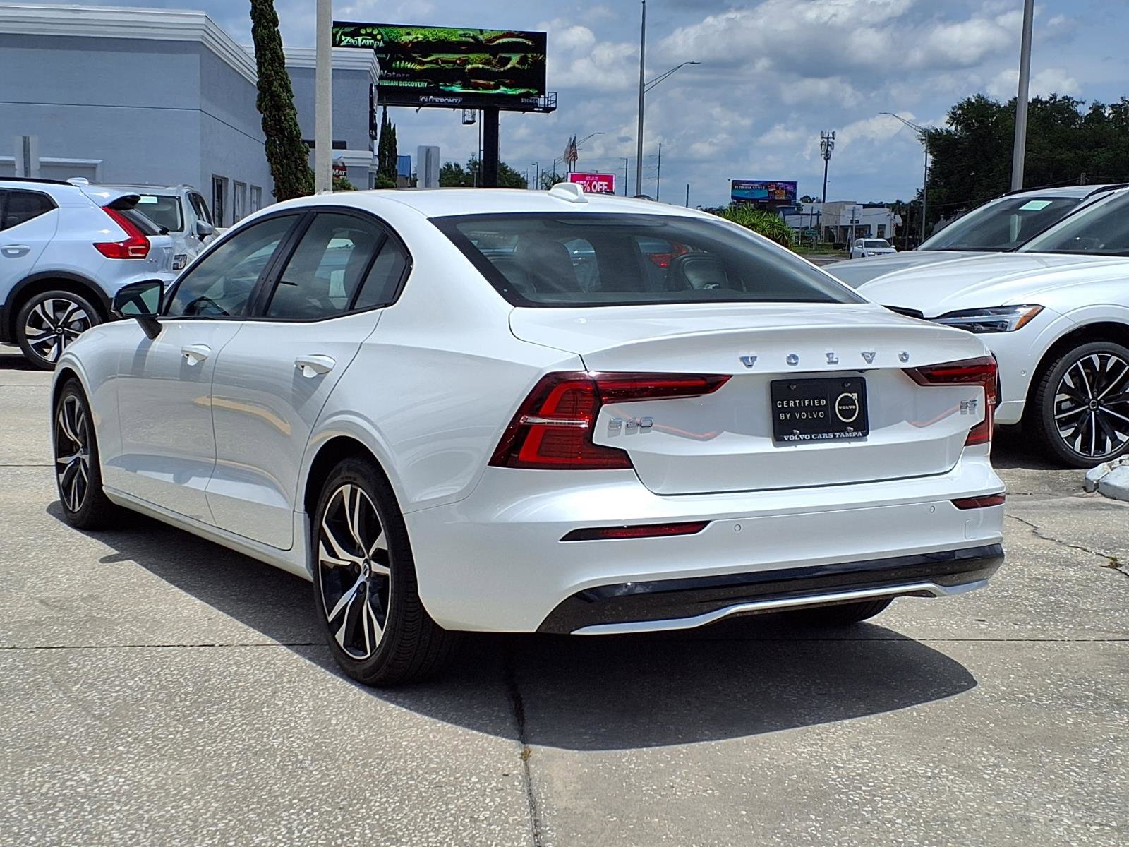 Certified 2025 Volvo S60 B5 Core w/ Protection Package Premier FWD image 5
