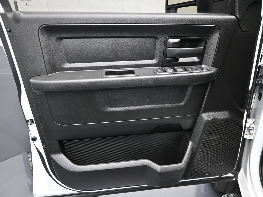 Used 2023 RAM 3500 Tradesman AWD/4WD image 11