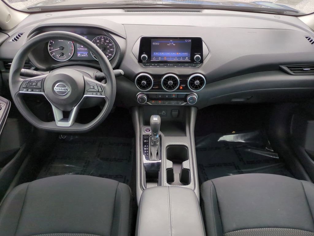 Certified 2022 Nissan Sentra S image 14