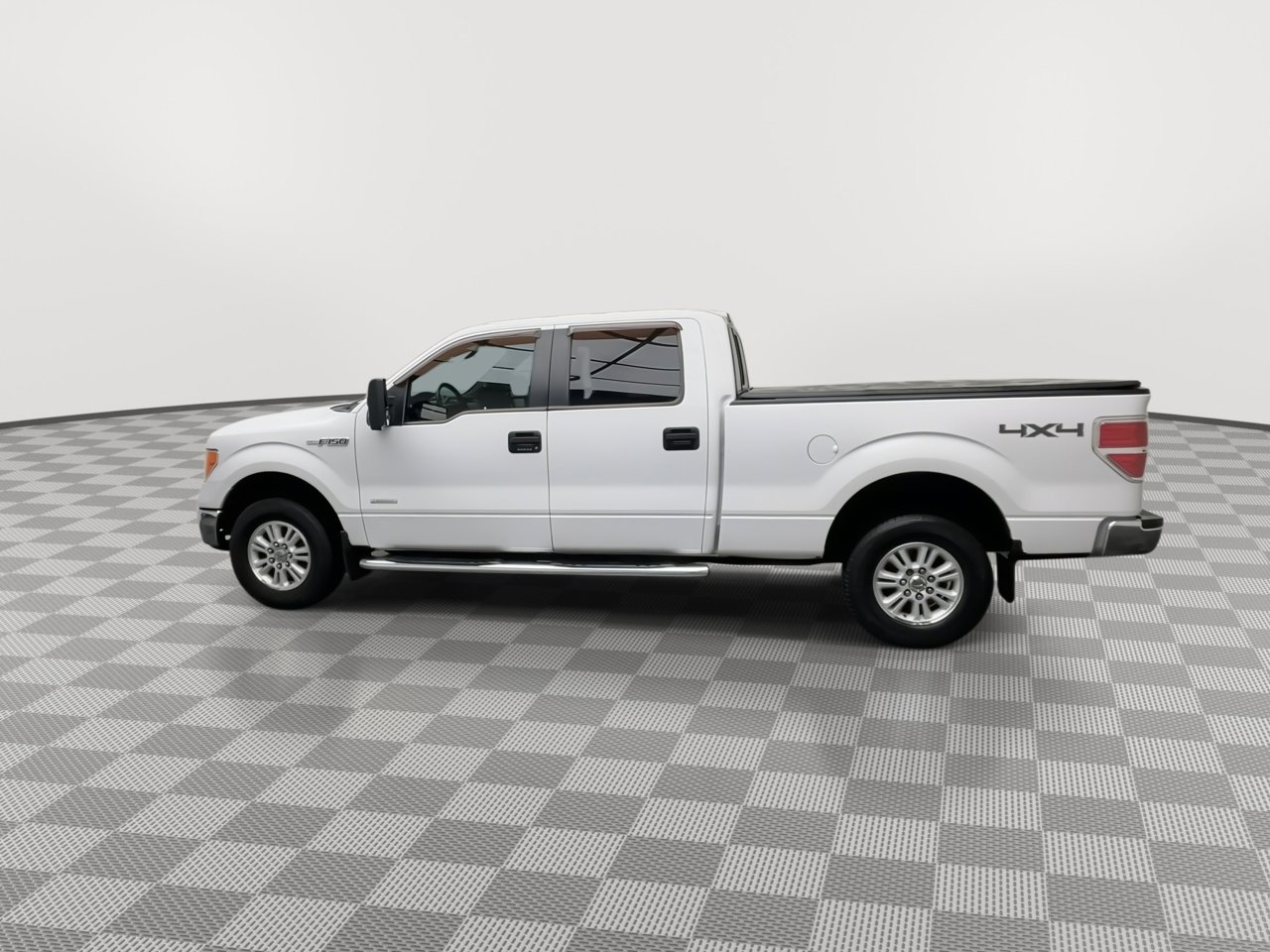 Used 2013 Ford F150 XLT w/ Mid Equipment Group AWD/4WD image 35
