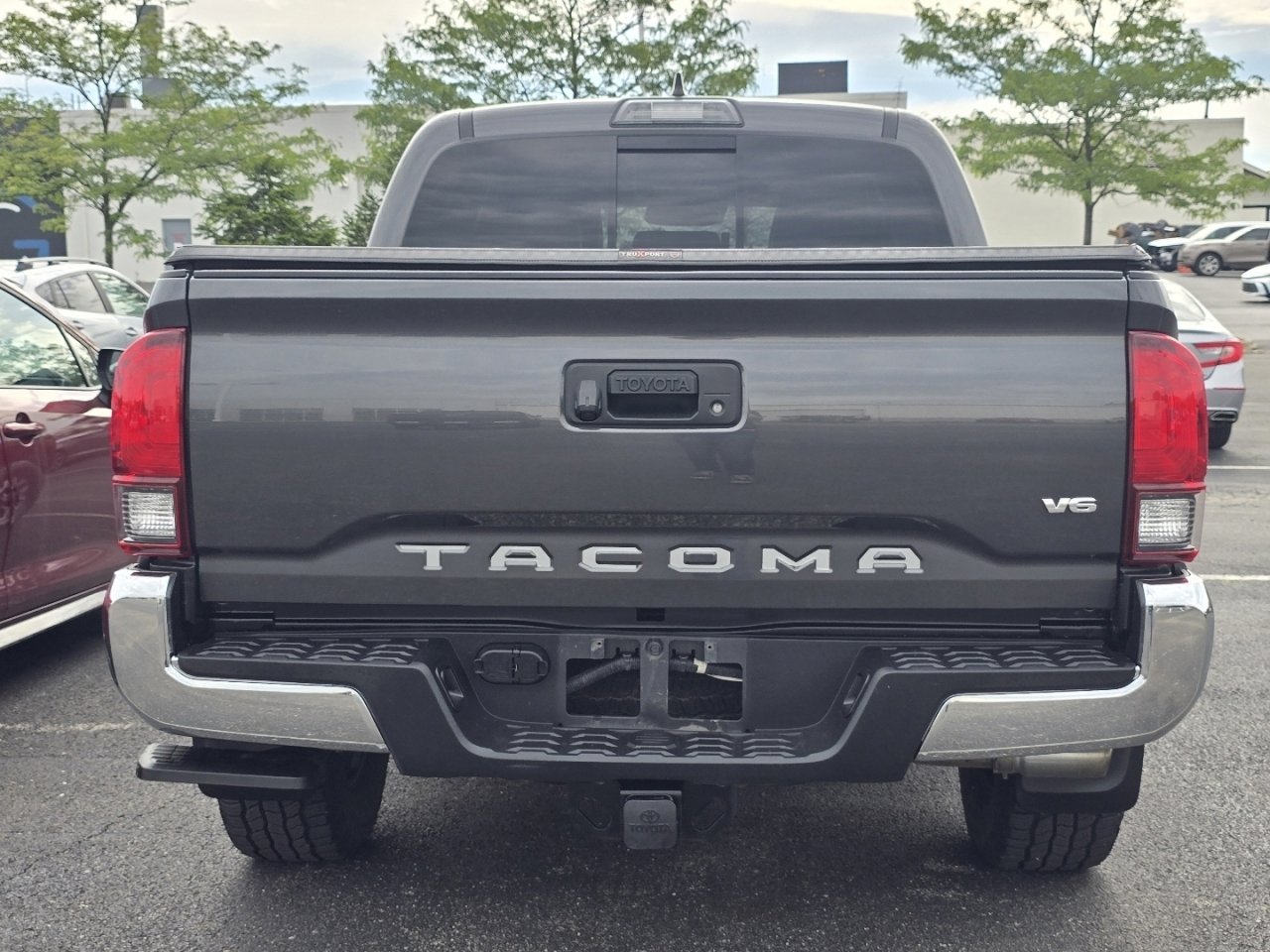 Used 2019 Toyota Tacoma TRD Off-Road AWD/4WD image 6