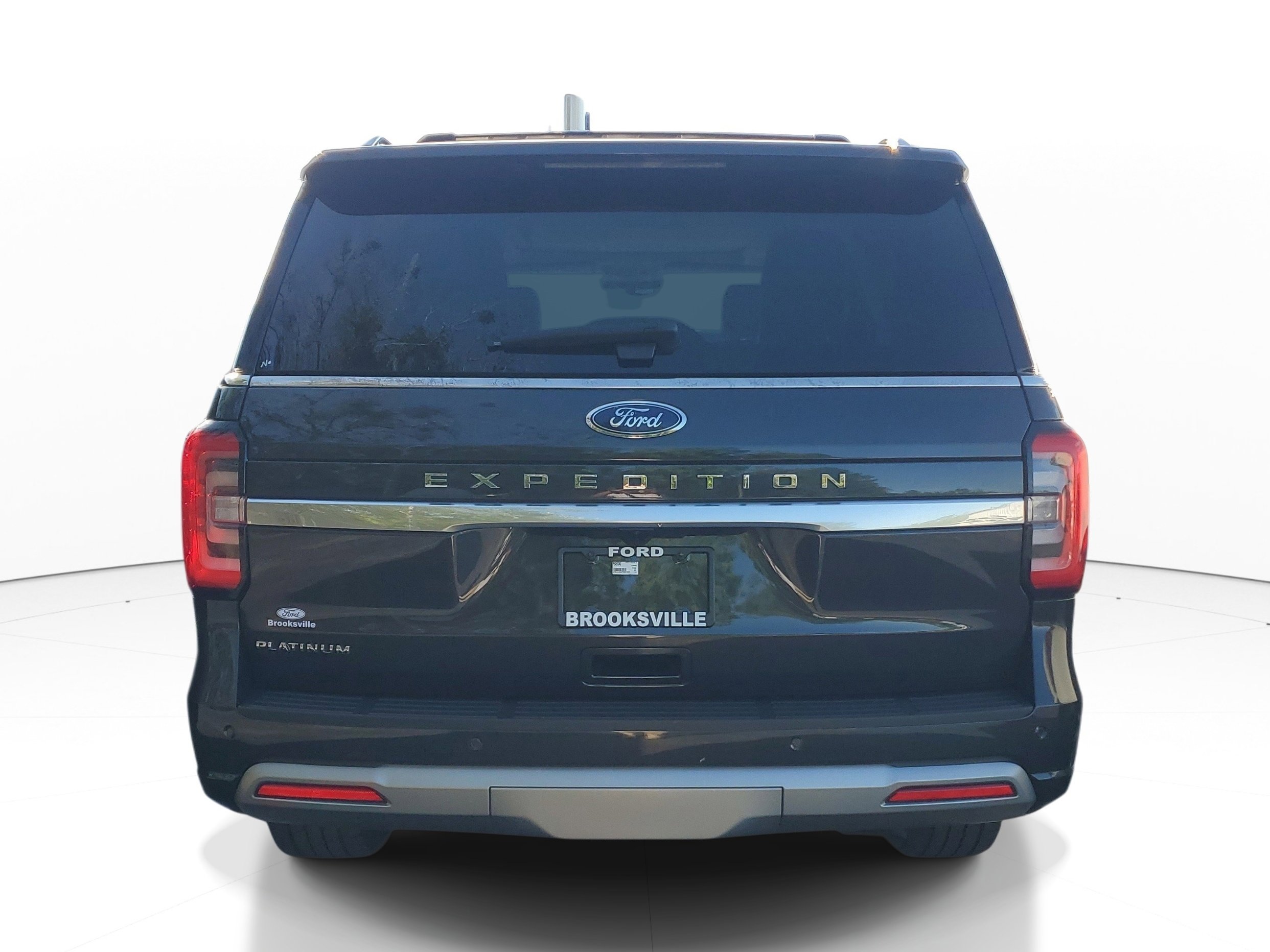 Used 2023 Ford Expedition Platinum image 5