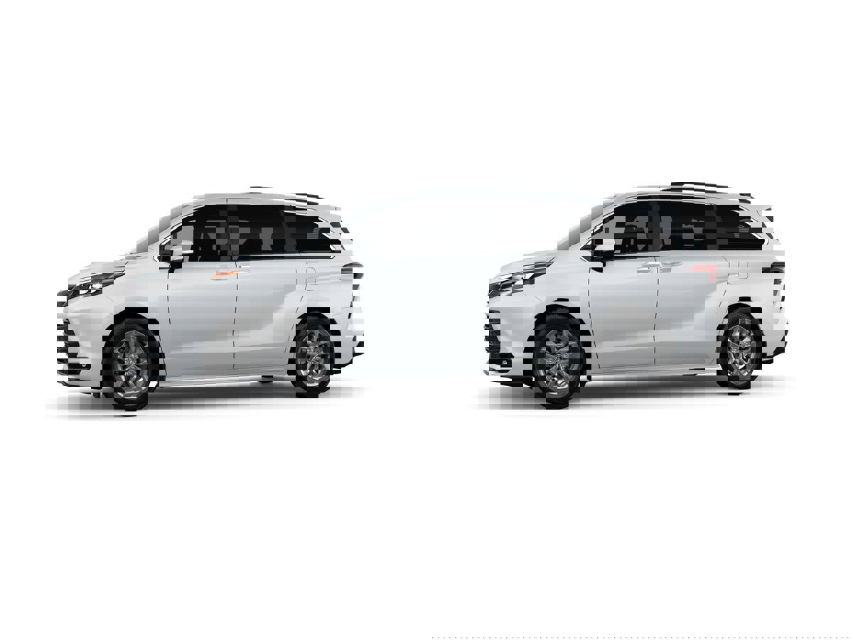 New 2026 Toyota Sienna XLE image 3