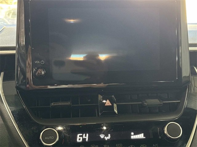 Used 2024 Toyota Corolla SE w/ SE Premium Package image 17