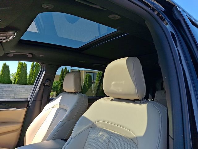 Used 2023 Jeep Grand Cherokee L Limited w/ Luxury Tech Group II AWD/4WD image 14