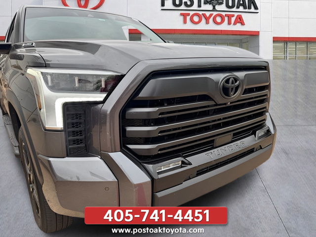 Used 2025 Toyota Tundra Limited AWD/4WD image 43