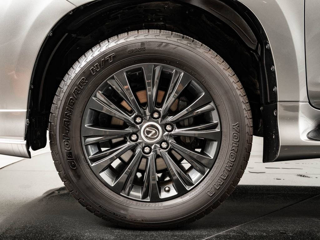 Certified 2023 Lexus GX 460 Premium w/ Accessory Package AWD/4WD image 13