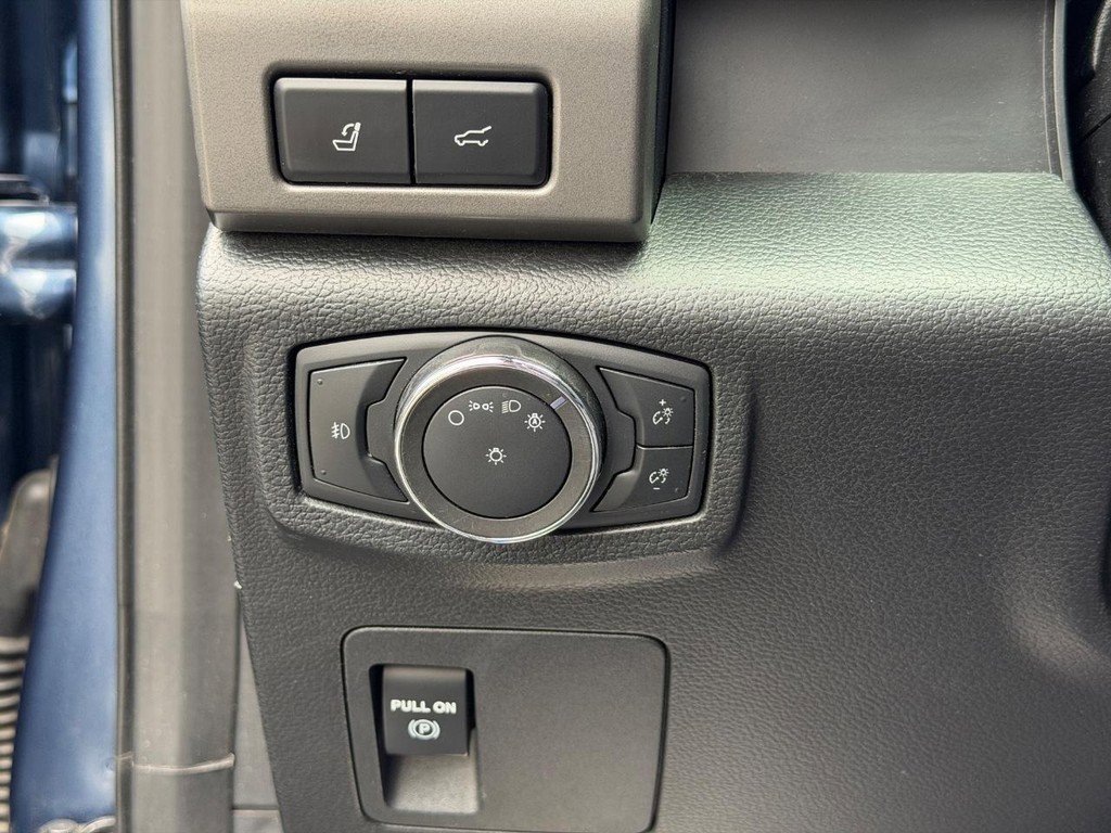 Used 2020 Ford Expedition XLT w/ Equipment Group 202A image 19