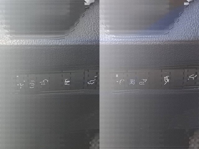 Used 2023 Toyota RAV4 XLE image 26