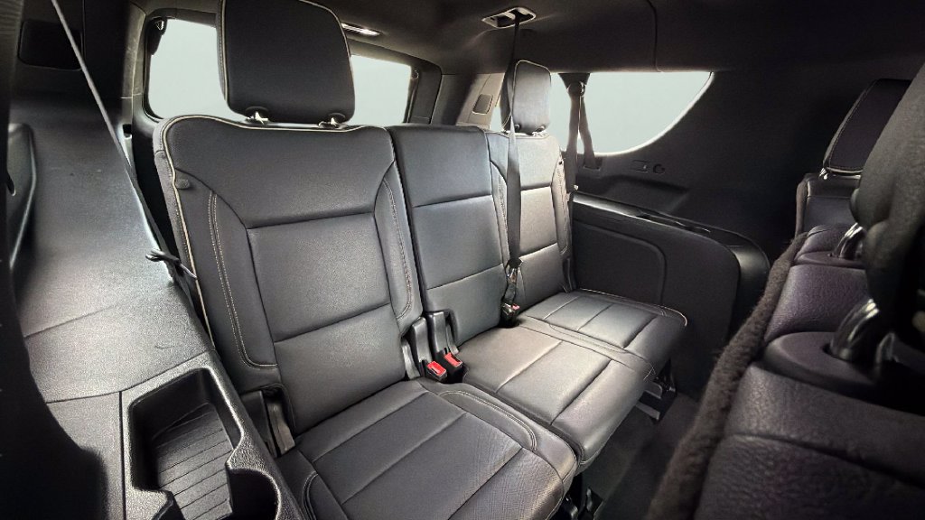 Certified 2025 Chevrolet Suburban Premier AWD/4WD image 32